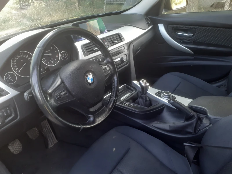 BMW 318 2.0 D, снимка 3 - Автомобили и джипове - 53523262