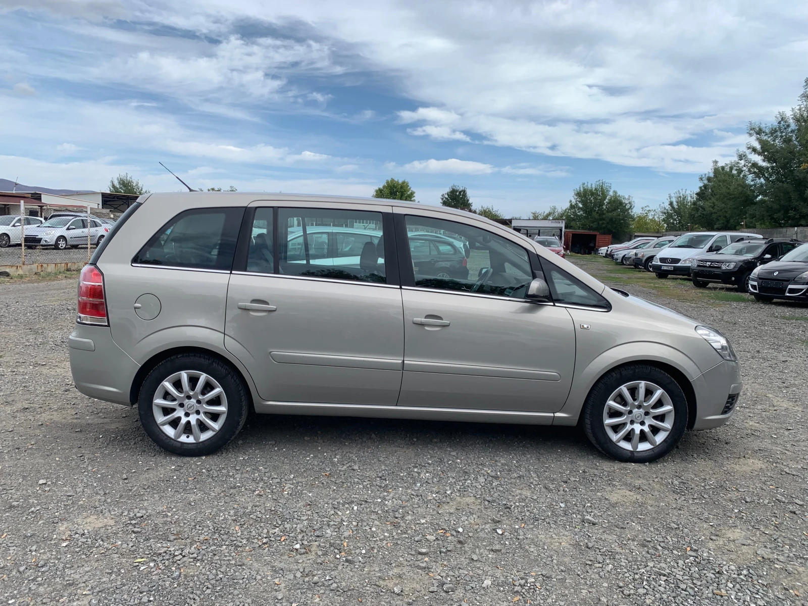 Opel Zafira B 1.9 CDTI (150к.c)Automatic  6-Speed 7 места FUL - изображение 4