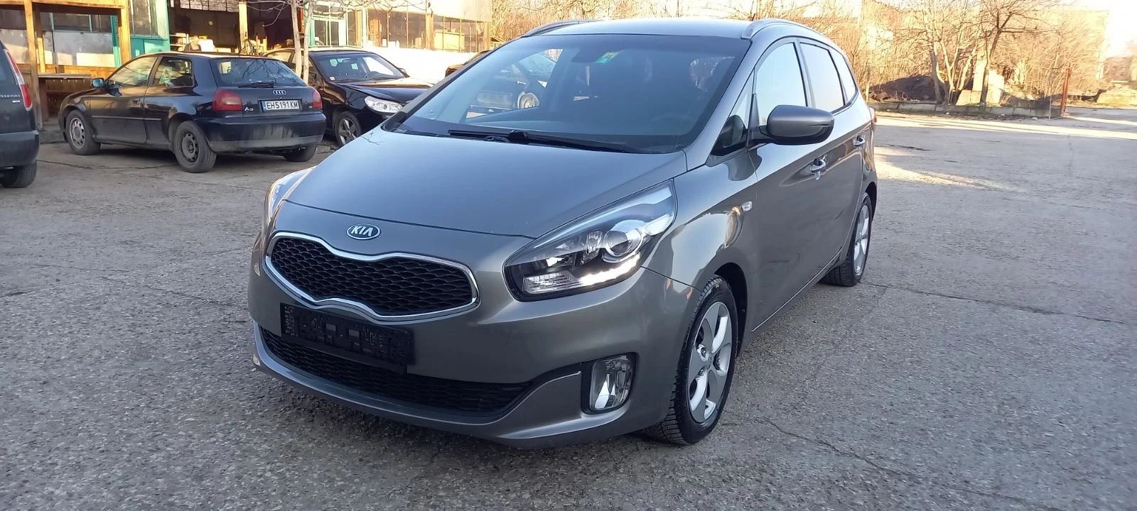 Kia Carens 1.7CRDI/136../7-/196000./ | Mobile.bg   1