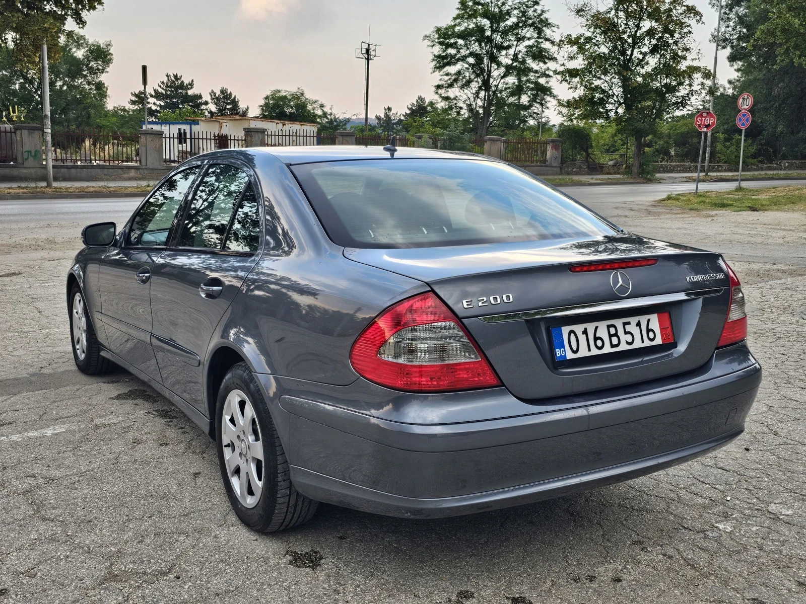 Mercedes-Benz E 200 Kompressor 184к.с .Фейслифт  - изображение 8