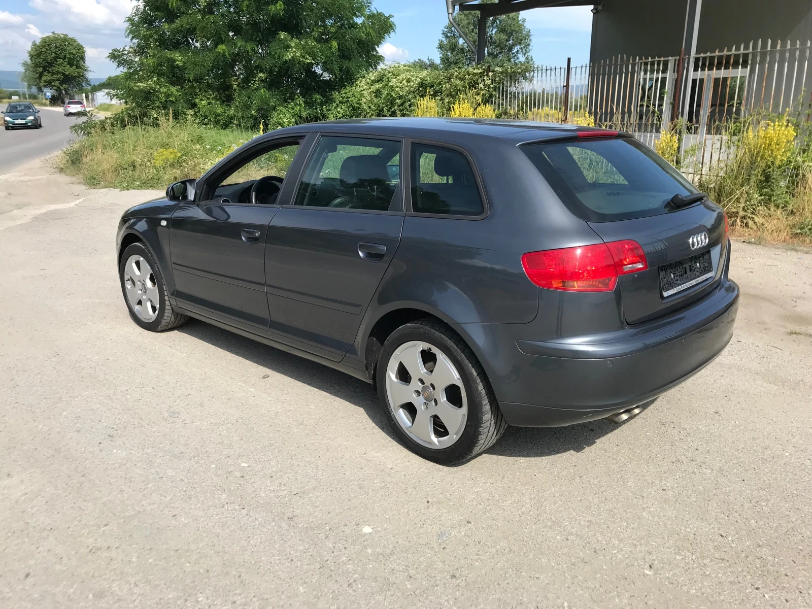 Audi A3 2.0TDI avtomat - изображение 3