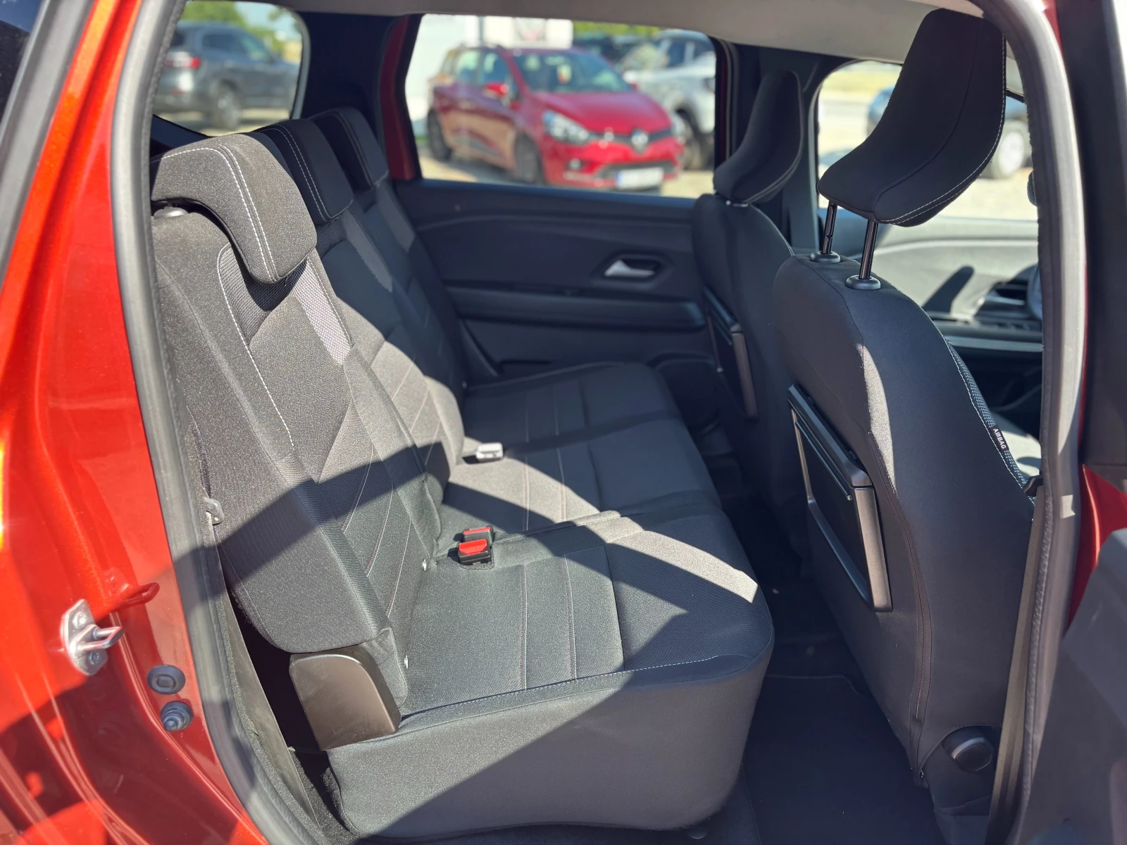 Dacia Jogger Extreme ECO-G 100 - изображение 9