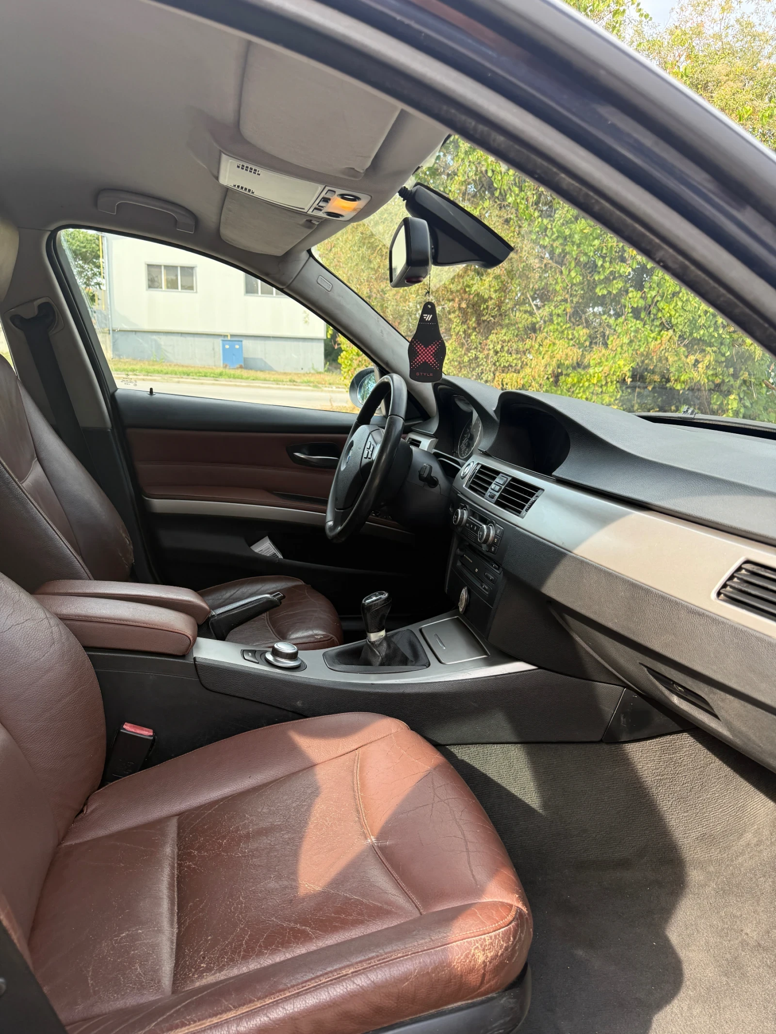 BMW 320 Е91 320d 163hp - изображение 8