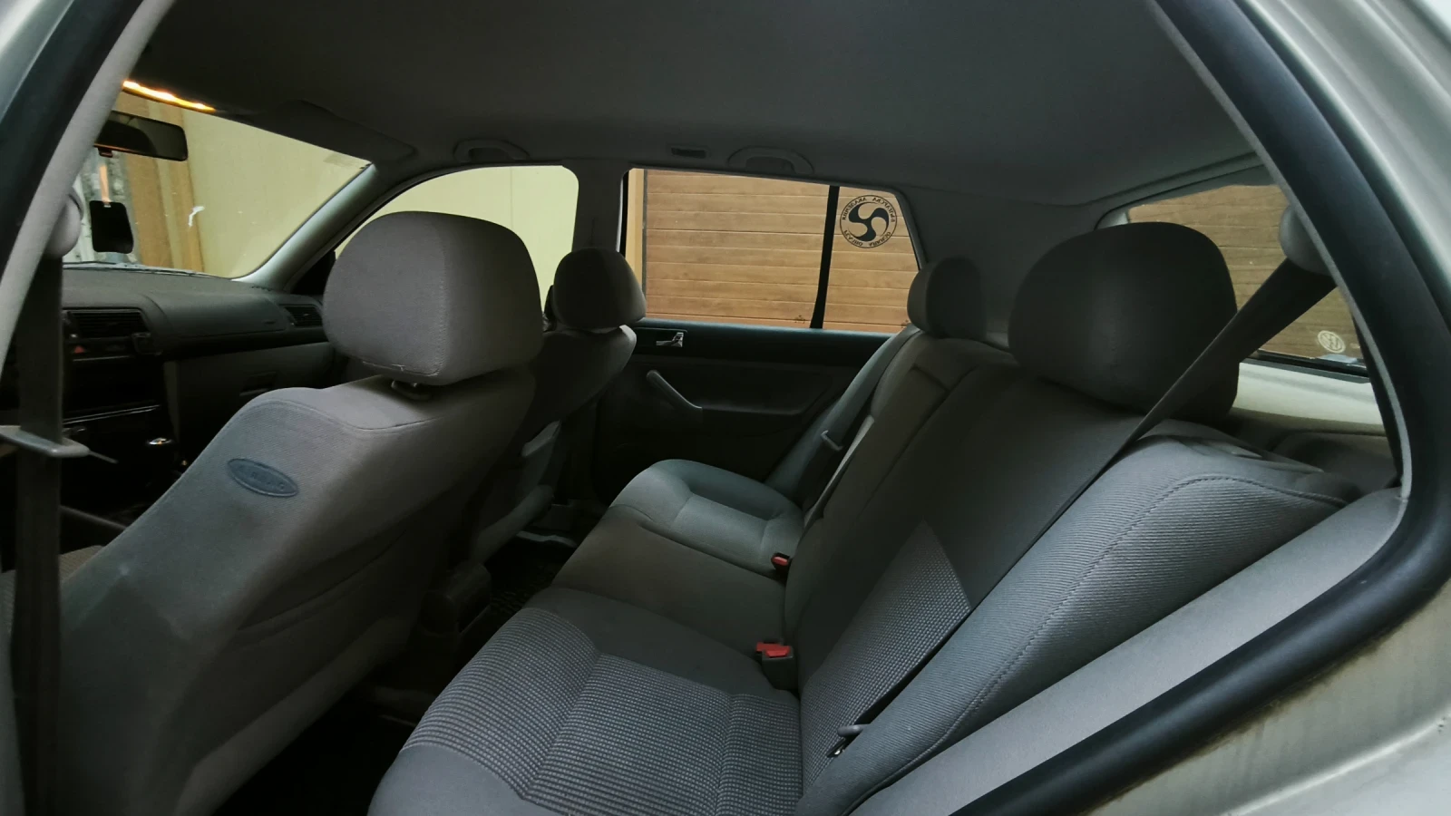VW Golf 4 - изображение 7