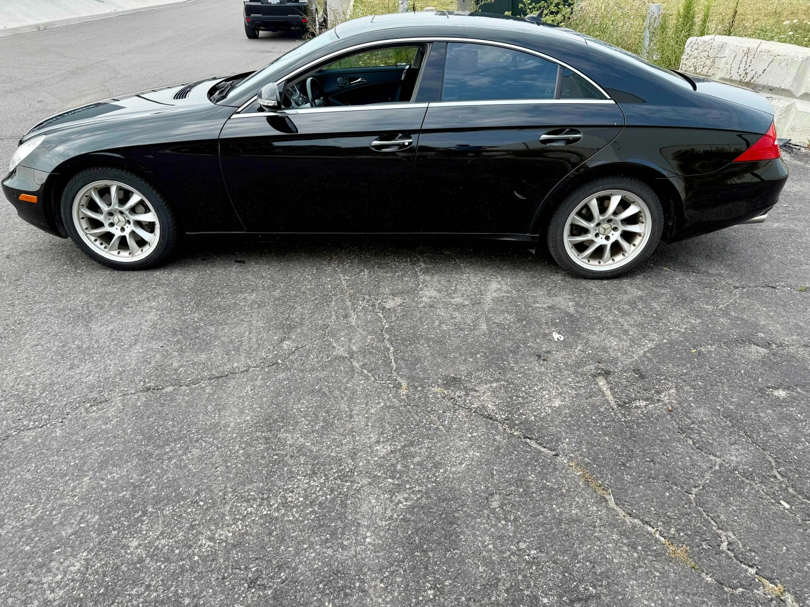 Mercedes-Benz CLS 500 * * CARFAX * * АВТО КРЕДИТ * *  - изображение 3