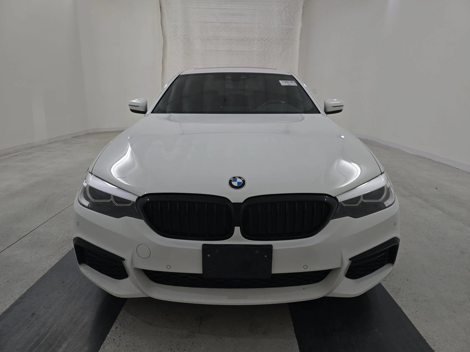 BMW 540 2020 BMW 5 Series Sedan 540i M SPORT LINE - изображение 2