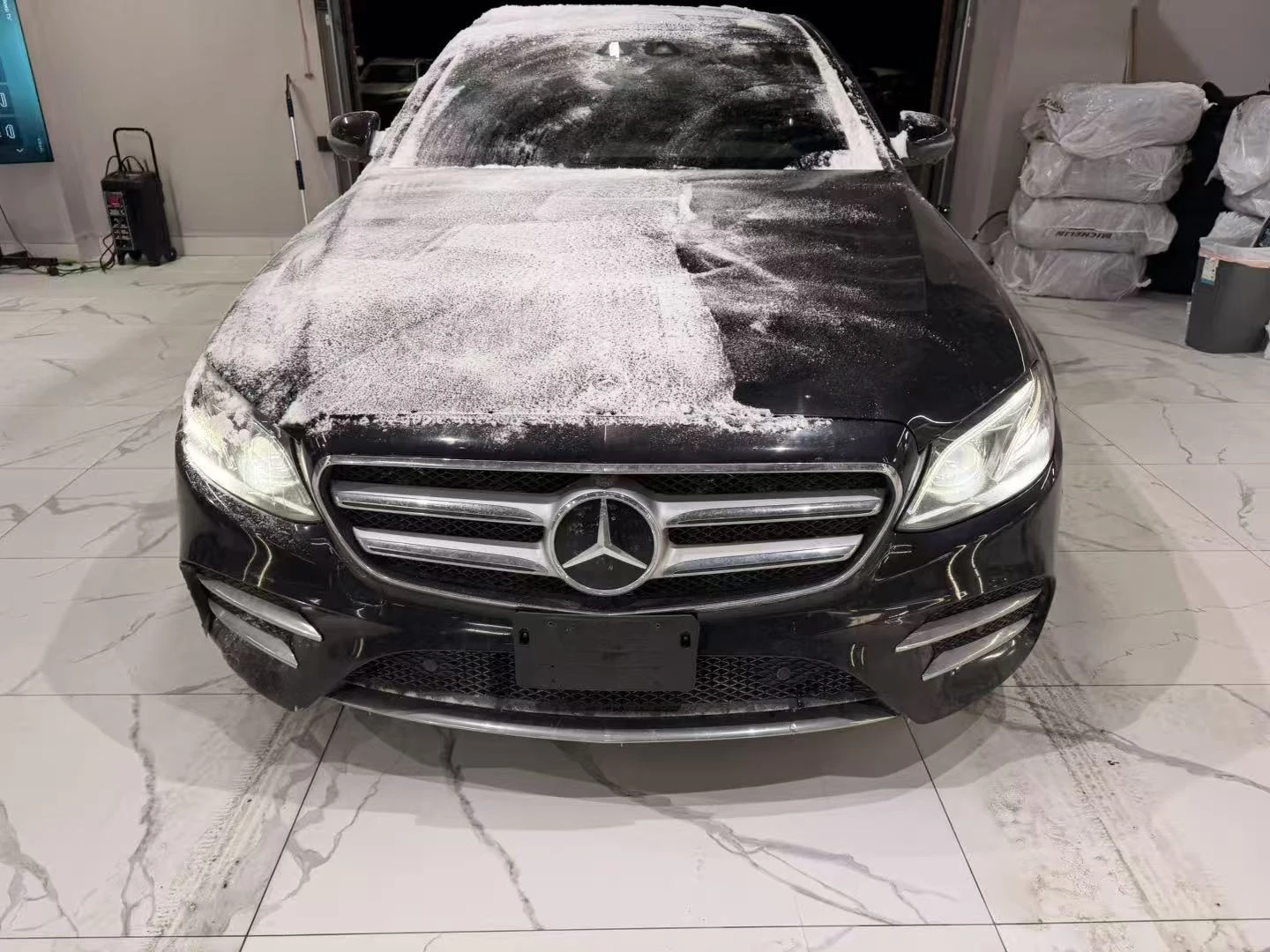 Mercedes-Benz E 300 * CARFAX * БЕЗ ПЪРВОНАЧАЛНА ВНОСКА - изображение 2