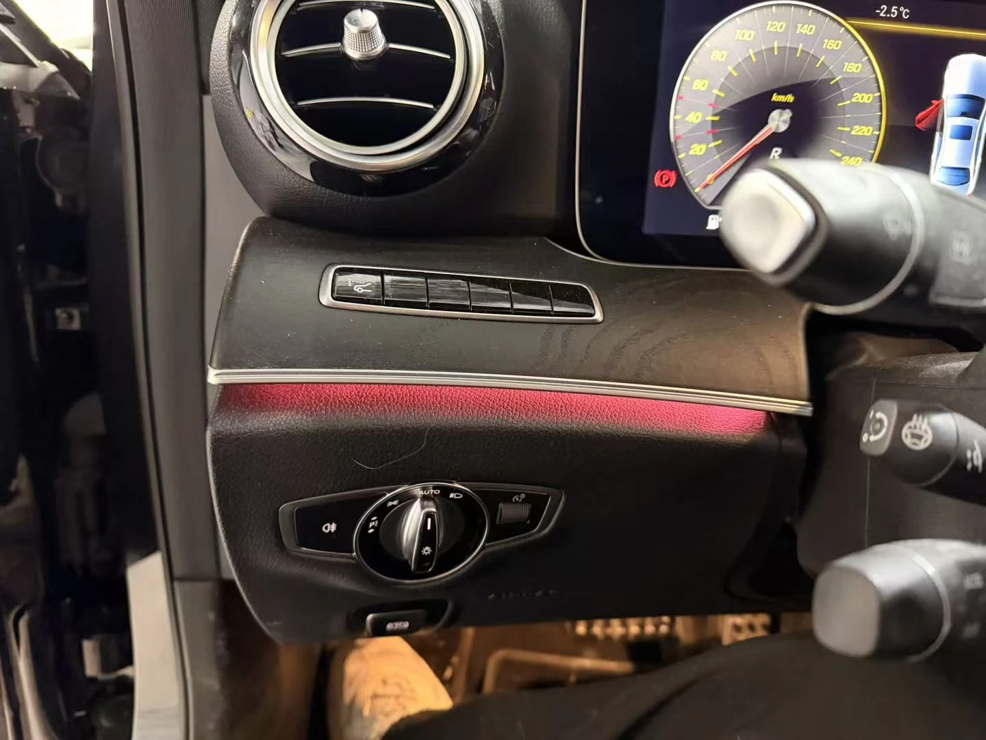 Mercedes-Benz E 300 * CARFAX * ��� ������������ ������ | Mobile.bg � ����������� 13