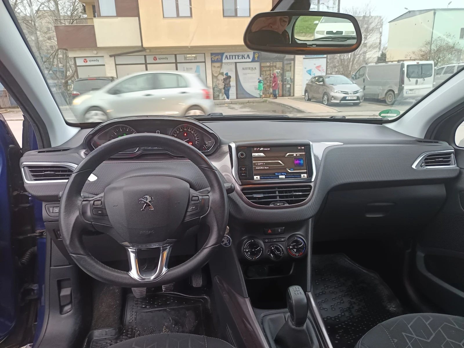 Peugeot 2008 1.6 i - изображение 5