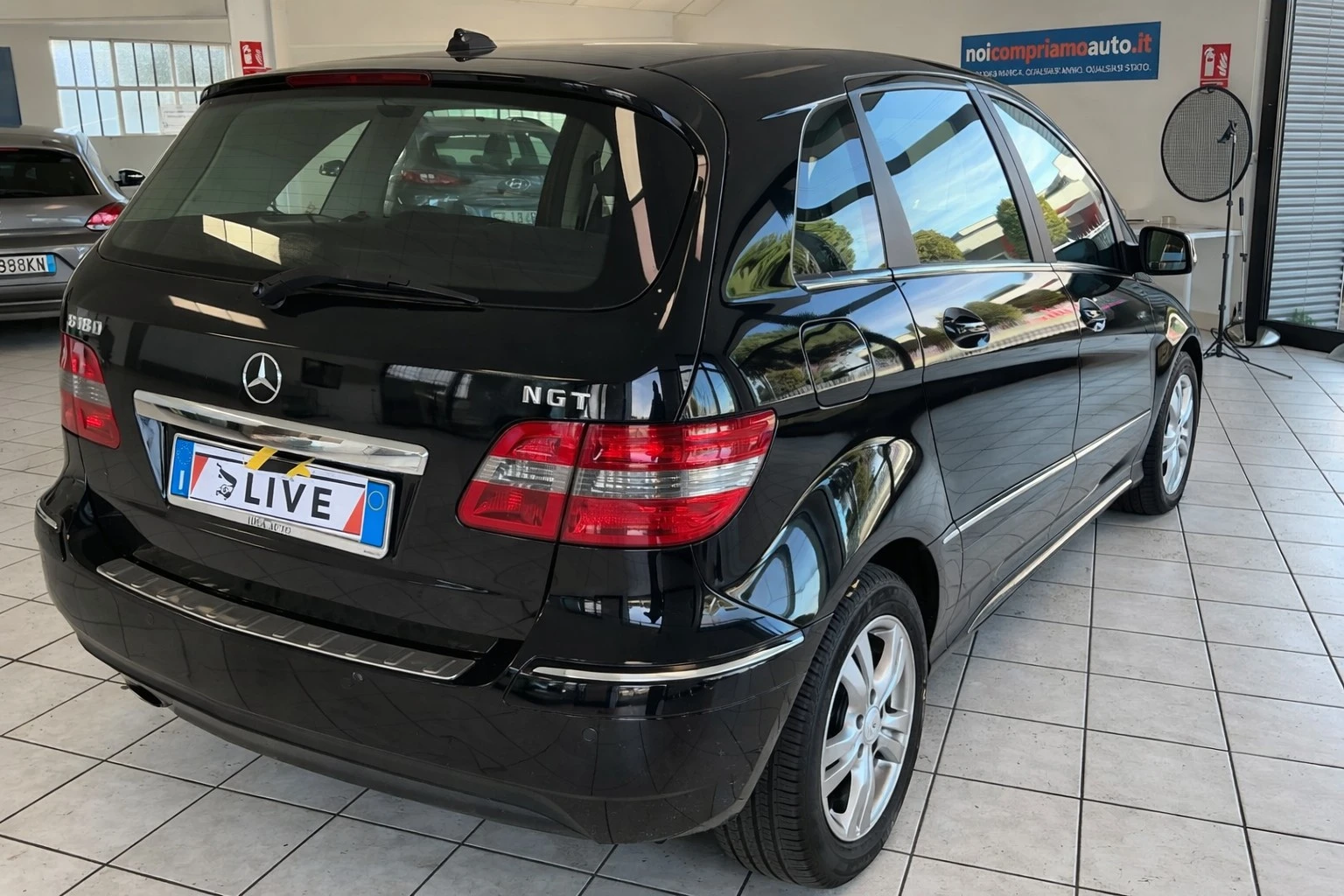 Mercedes-Benz B 180 M����/������  | Mobile.bg � ����������� 3