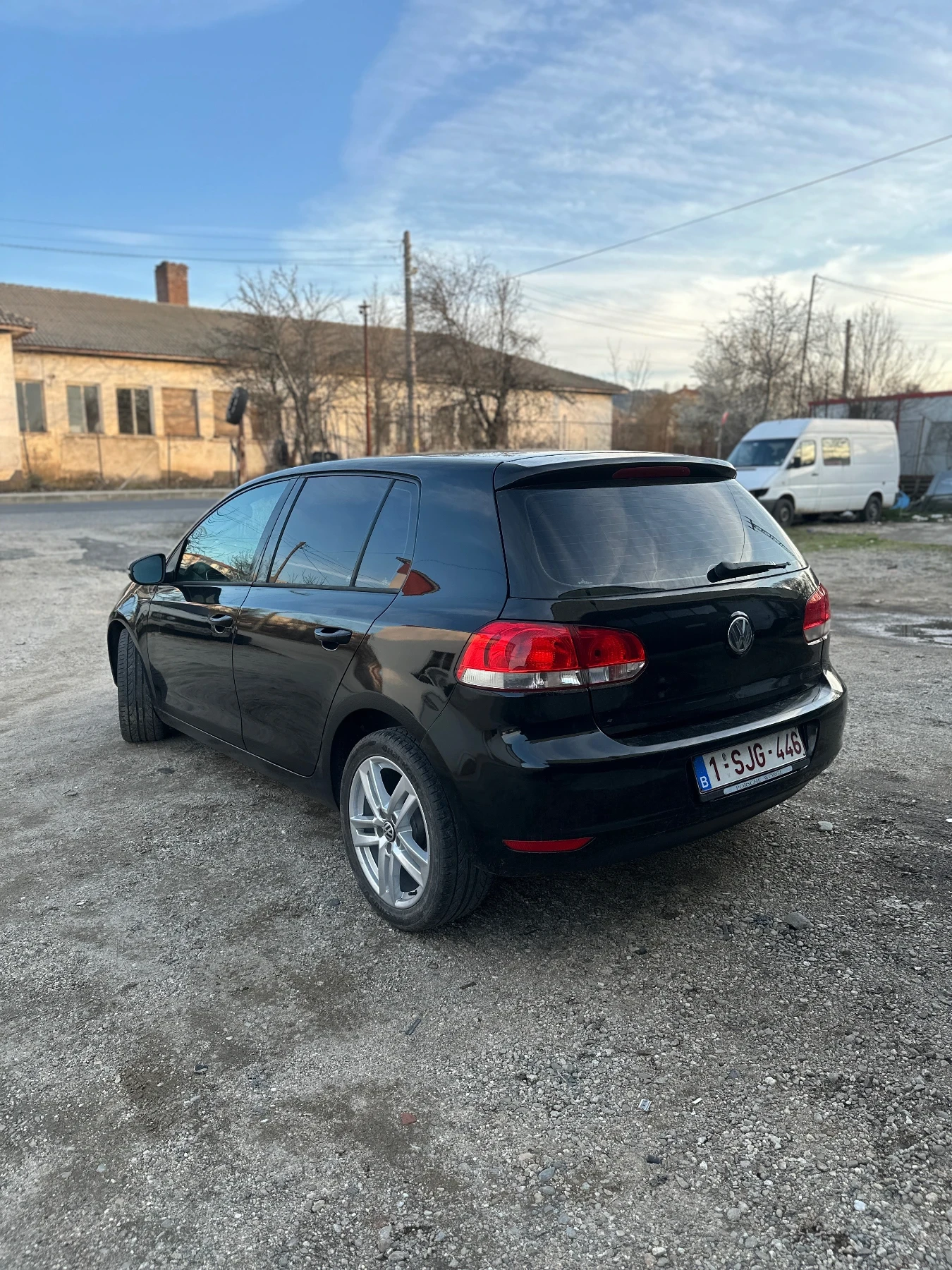 VW Golf 1.6 tdi Добро състояние, снимка 5 - Автомобили и джипове - 53993170