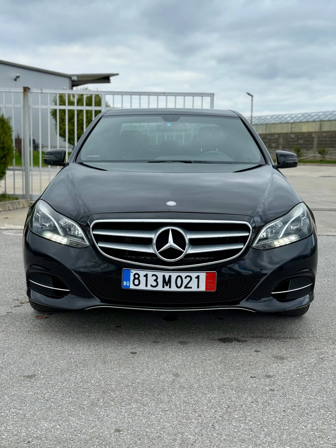 Mercedes-Benz E 220 FACE/ 170кс/ 9G/ NAVI/ TV/ PODGREV/, снимка 2 - Автомобили и джипове - 54079838