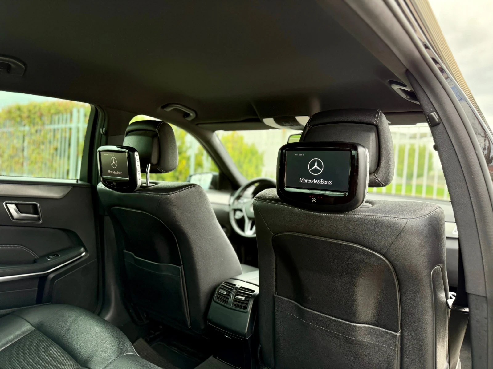 Mercedes-Benz E 220 FACE/ 170кс/ 9G/ NAVI/ TV/ PODGREV/, снимка 15 - Автомобили и джипове - 54079838