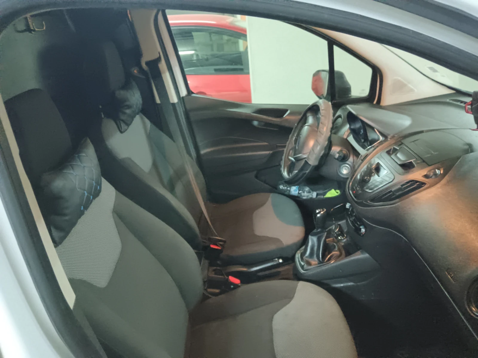 Ford Courier, снимка 11 - Автомобили и джипове - 54093268