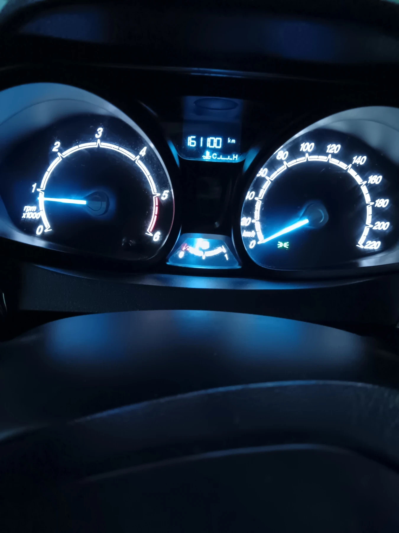 Ford Courier, снимка 17 - Автомобили и джипове - 54093268