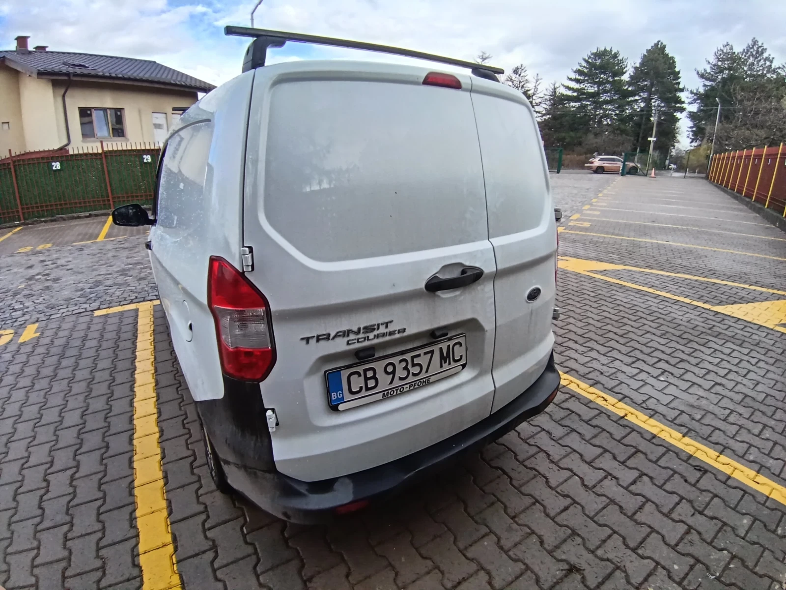 Ford Courier, снимка 8 - Автомобили и джипове - 54093268