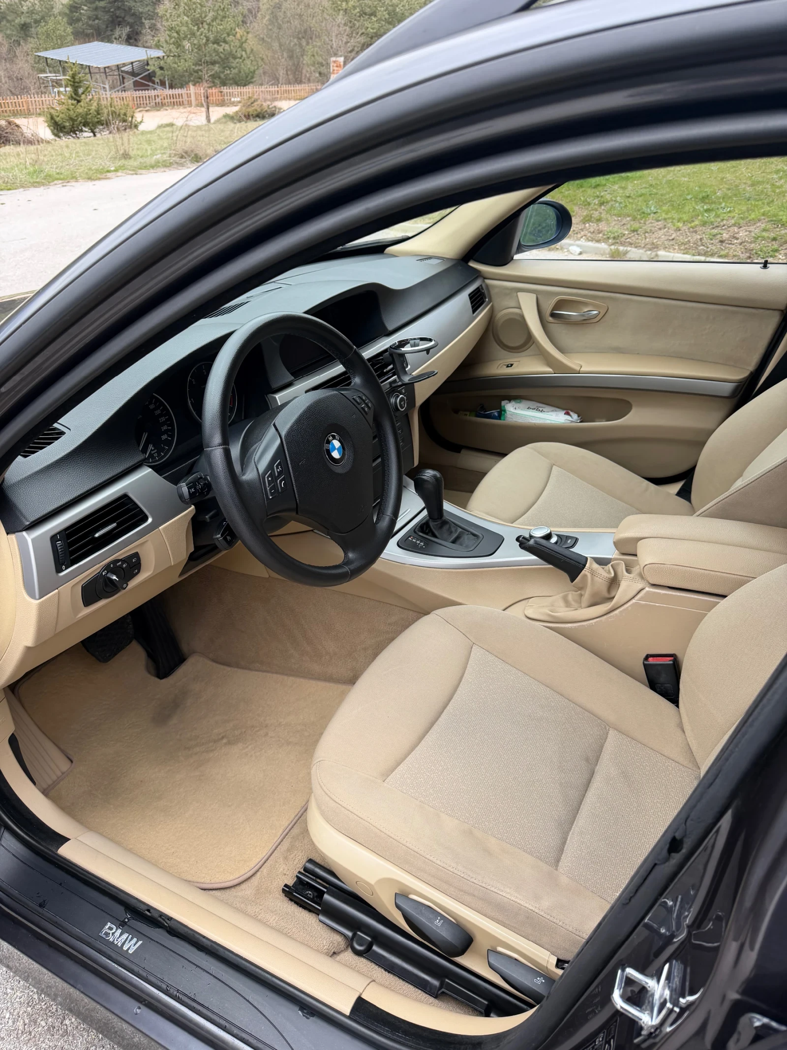 BMW 320, снимка 7 - Автомобили и джипове - 54165118