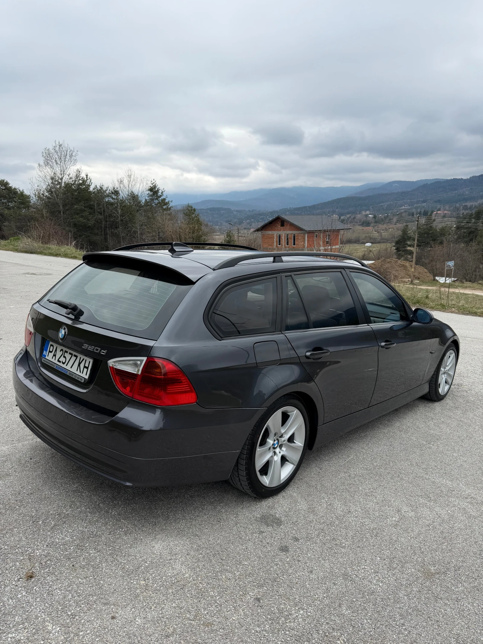 BMW 320, снимка 5 - Автомобили и джипове - 54165118