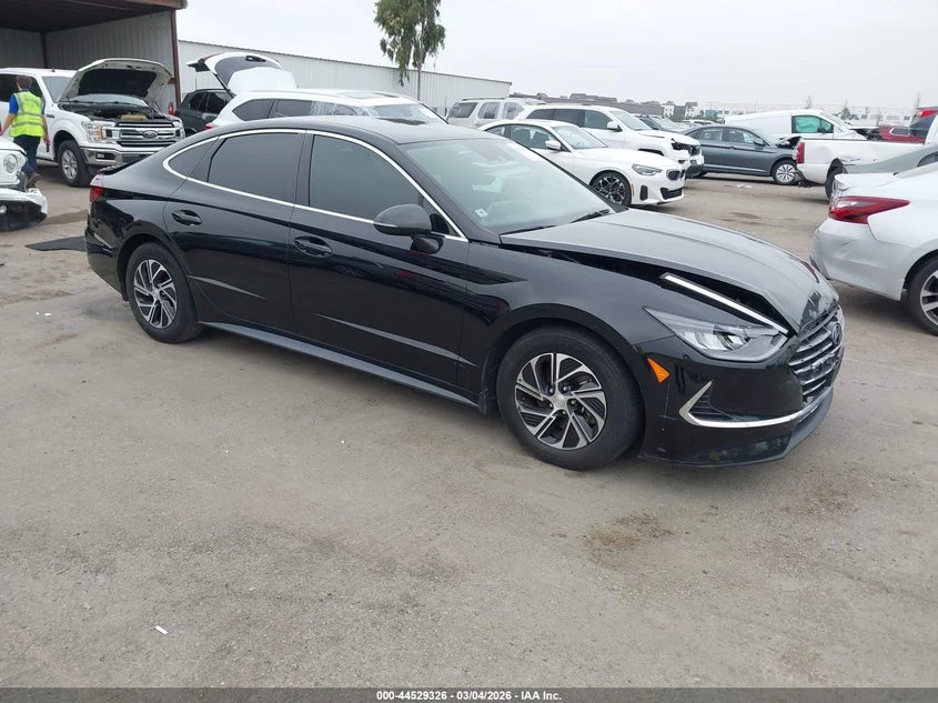 Hyundai Accent 2.0L I-4 DI, DOHC, VVT, 150HP Front Wheel Drive | Mobile.bg � ����������� 1