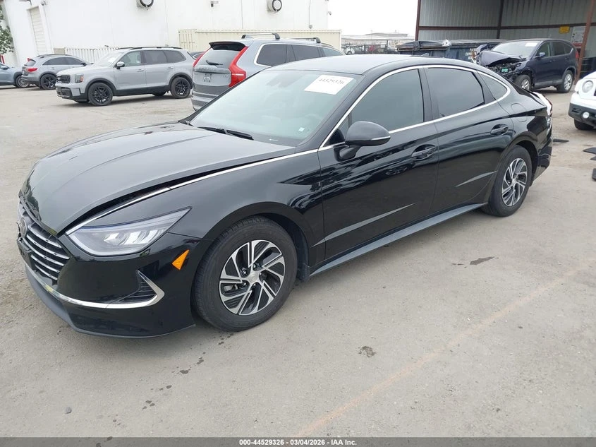 Hyundai Accent 2.0L I-4 DI, DOHC, VVT, 150HP Front Wheel Drive | Mobile.bg � ����������� 2