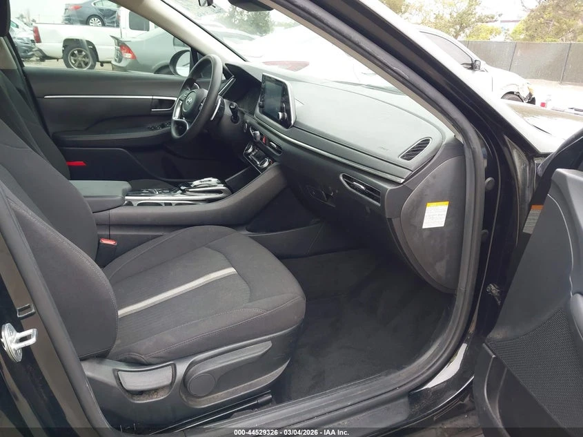 Hyundai Accent 2.0L I-4 DI, DOHC, VVT, 150HP Front Wheel Drive | Mobile.bg � ����������� 5