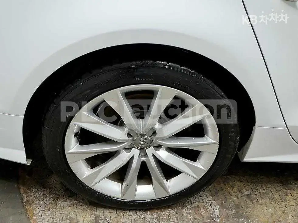 Audi A7 3.0TDI QUATTRO| HEADS UP| ПОДГРЕВ| ВКЛ.ТЕХНОТЕСТ, снимка 17 - Автомобили и джипове - 54762618