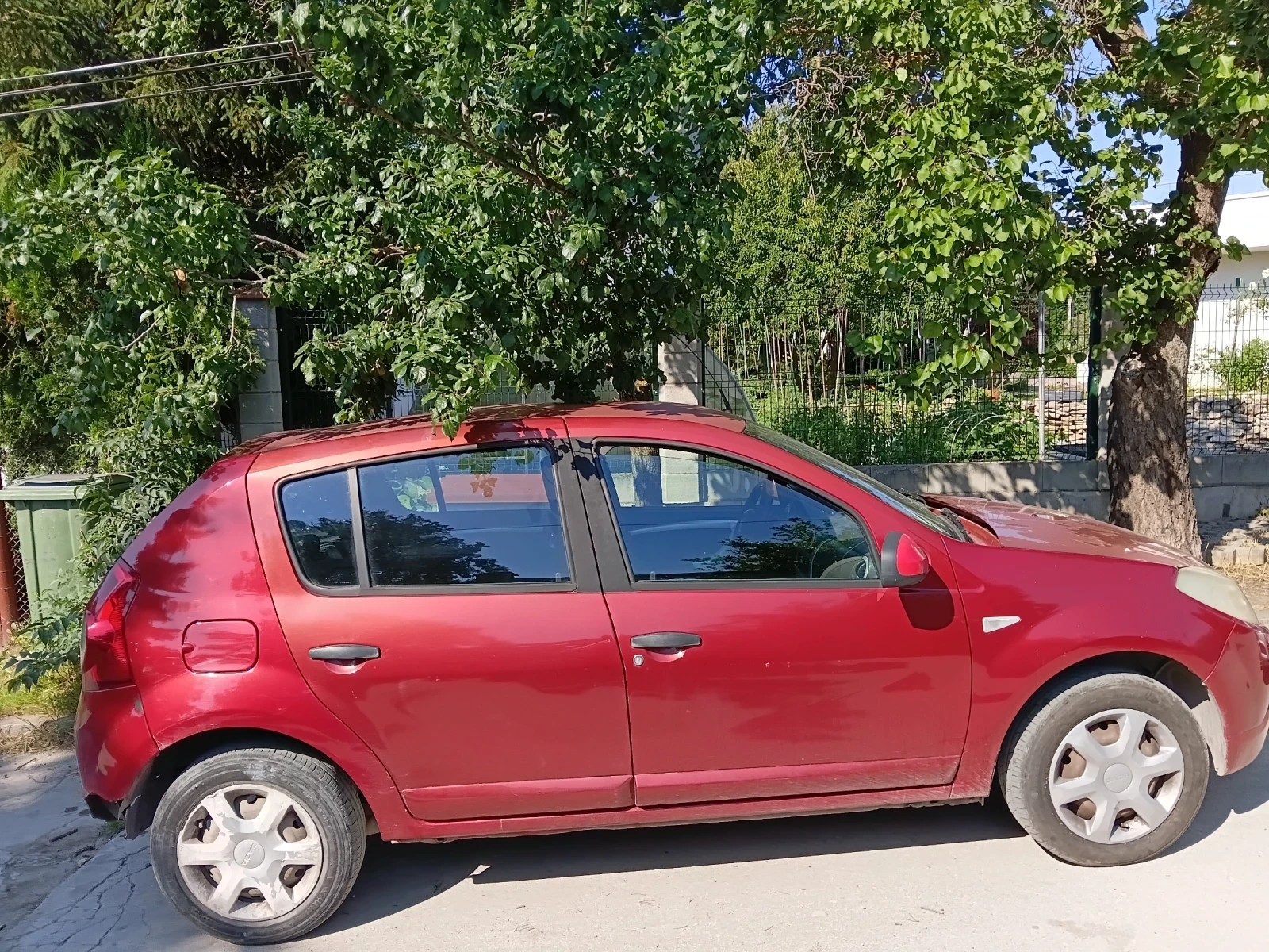 Dacia Sandero, снимка 2 - Автомобили и джипове - 54985123