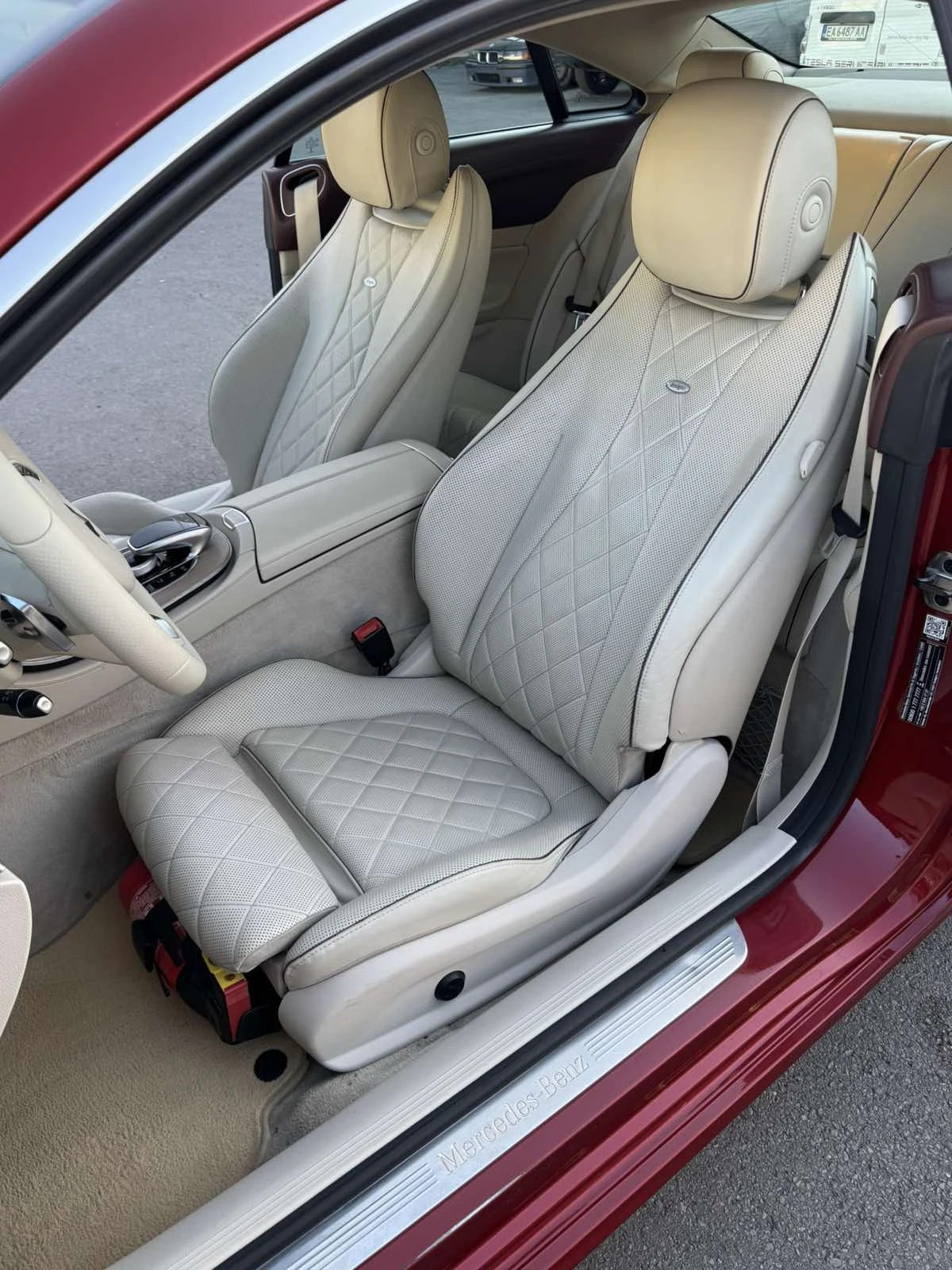 Mercedes-Benz E 220, снимка 13 - Автомобили и джипове - 55121659