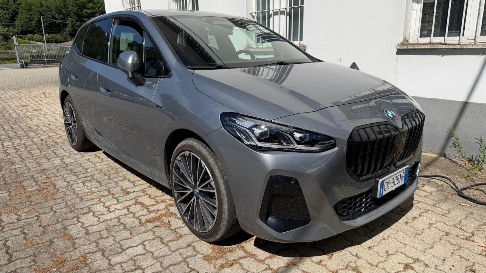 BMW 2 Active Tourer 225E Plug in Hybrid, XDRIVE, MSPORT!, снимка 7 - Автомобили и джипове - 55180690