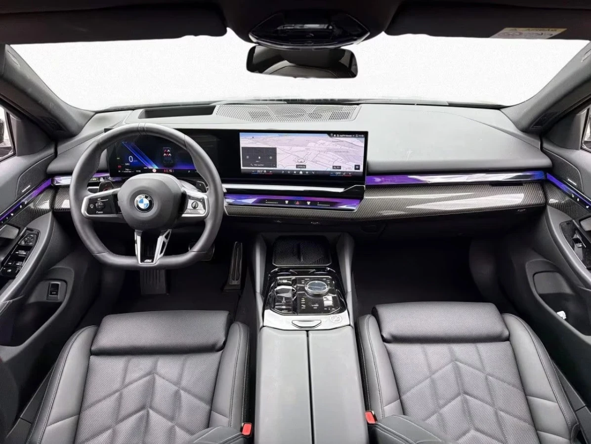 BMW 520 d* xDrive* M Sport* LED* HUD* H/K, снимка 3 - Автомобили и джипове - 55298877