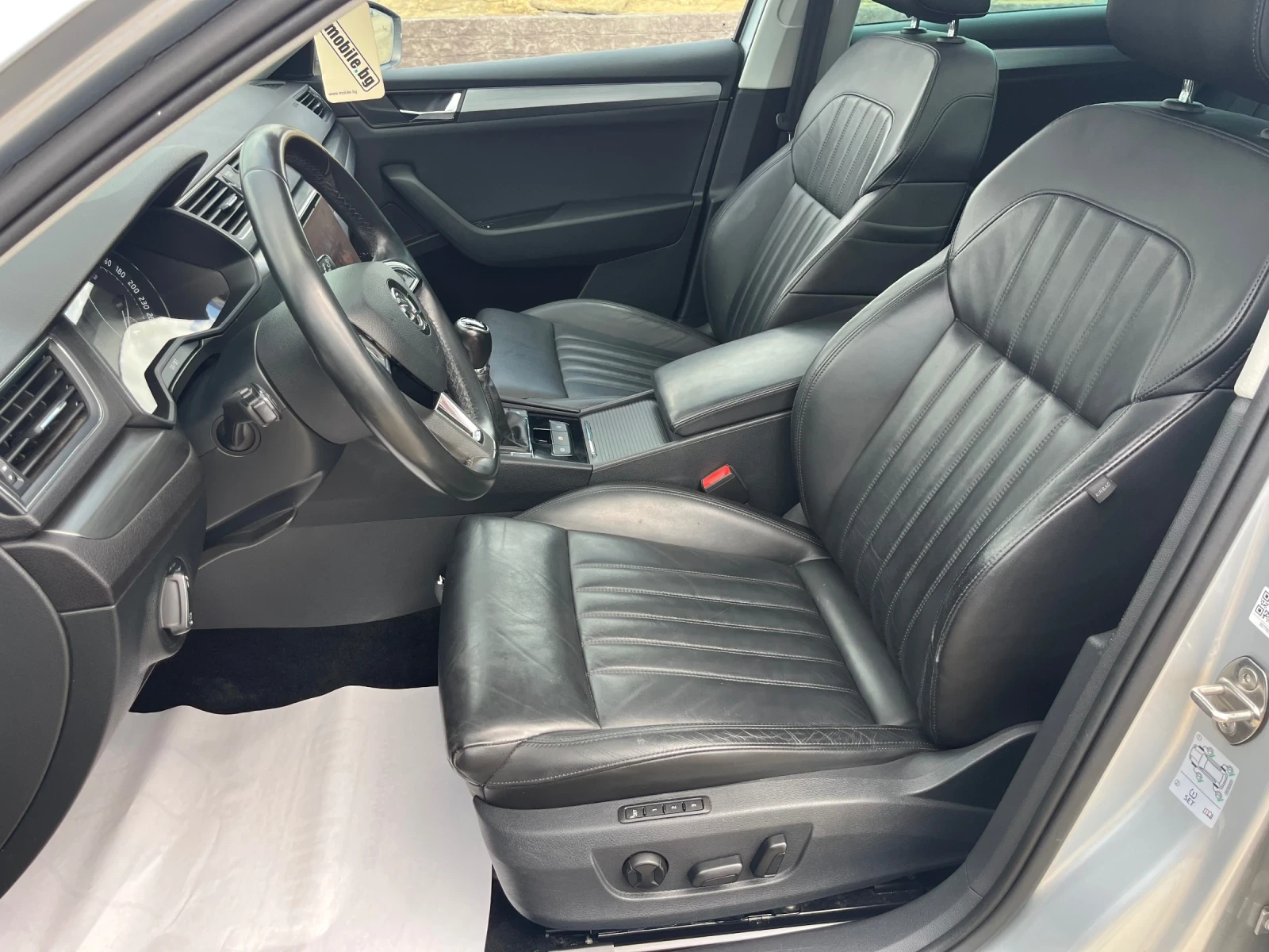 Skoda Superb 2.0TDI Style, снимка 7 - Автомобили и джипове - 55416555