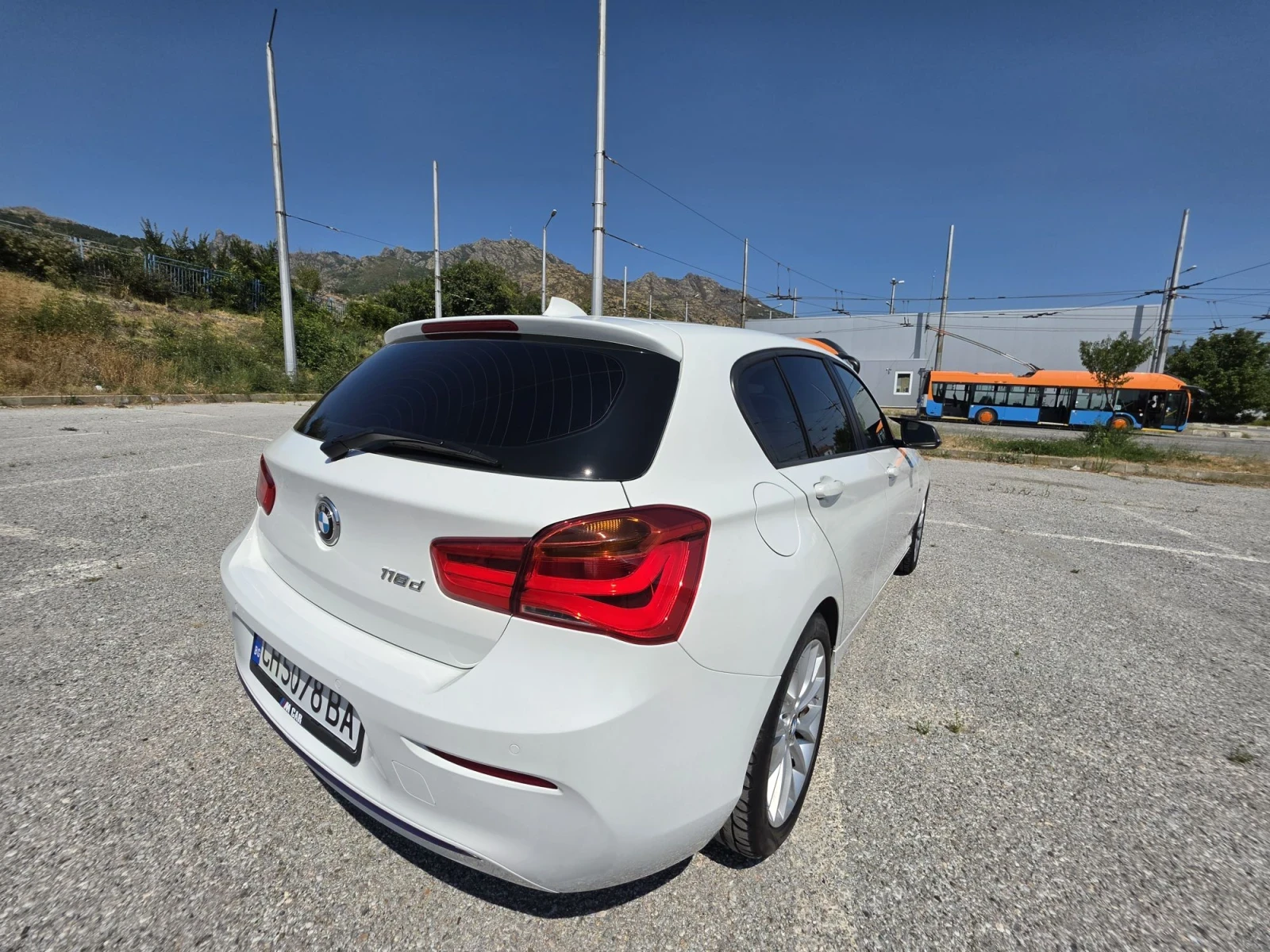BMW 118 Sport line, снимка 9 - Автомобили и джипове - 55707141