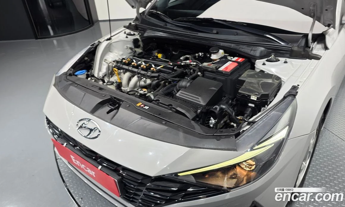 Hyundai Elantra 1.6 LPi Smart, снимка 6 - Автомобили и джипове - 55940413