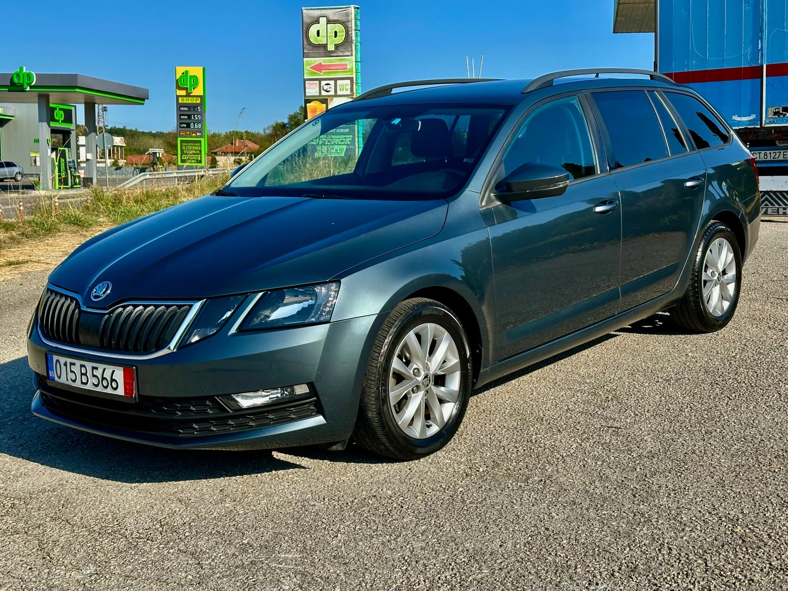 Skoda Octavia 1.6 TDi  DSG 2018г 116 кс. ТОП СЪСТОЯНИЕ!!!!, снимка 3 - Автомобили и джипове - 56022300