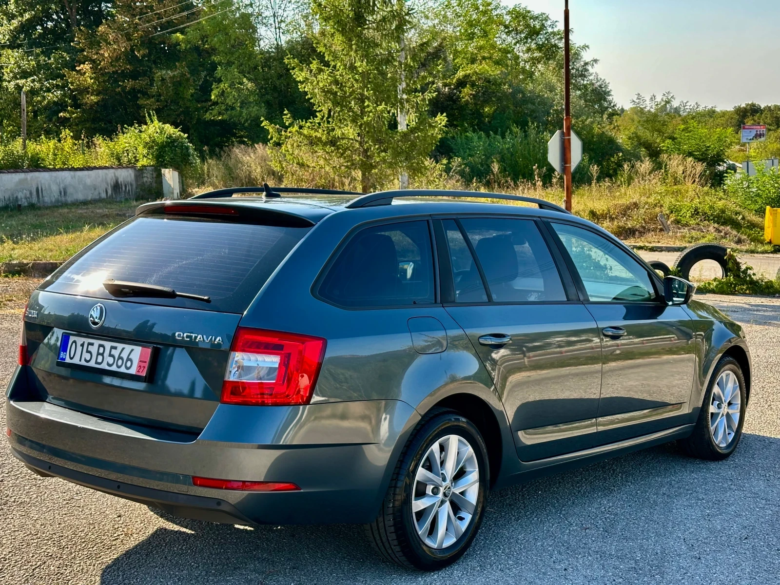 Skoda Octavia 1.6 TDi  DSG 2018г 116 кс. ТОП СЪСТОЯНИЕ!!!!, снимка 7 - Автомобили и джипове - 56022300