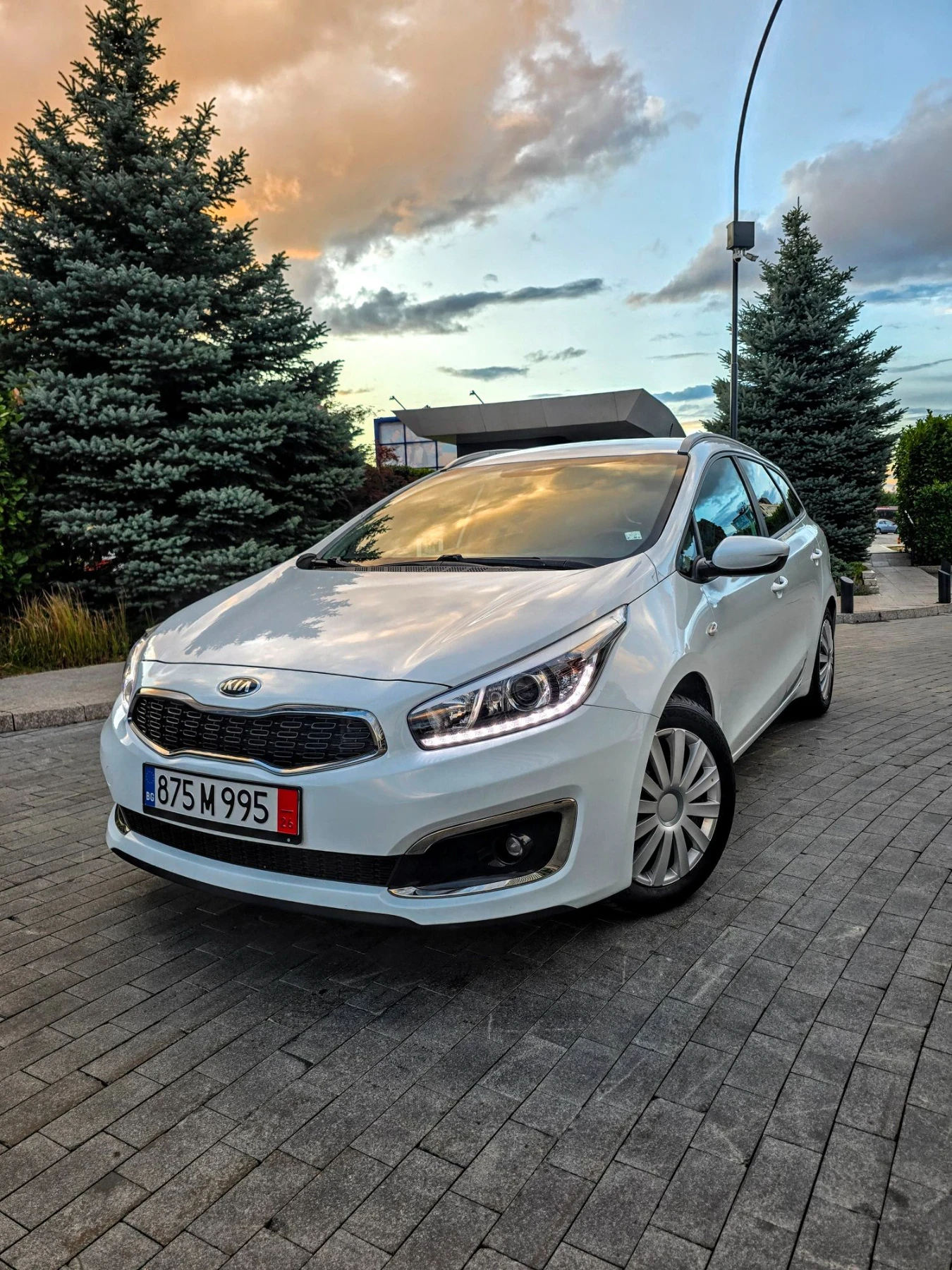 Kia Ceed 1.4., КАМЕРА,  КЛИМАТР., ЛЕД
