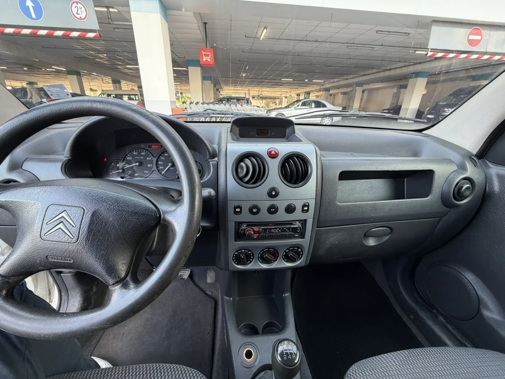 Citroen Berlingo 1.6 HDi, снимка 9 - Автомобили и джипове - 56422982
