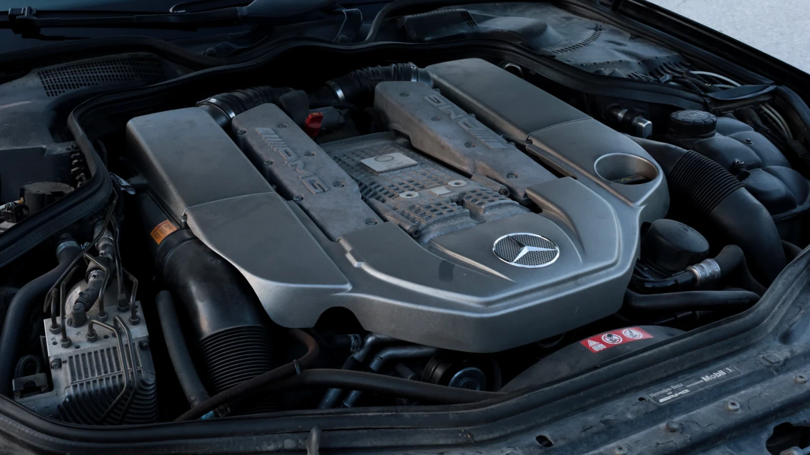 Mercedes-Benz CLS 55 AMG, снимка 7 - Автомобили и джипове - 56660426