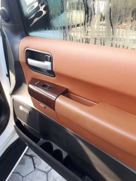 Toyota Sequoia Platinum LPG, снимка 12