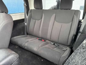 Jeep Wrangler * Rubicon * 2 КЛЮЧА* ПОДГРЕВ* KEYLESS* , снимка 10