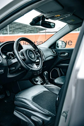 Jeep Compass Limited 4x4 - 9500 € / 18580.38 лв. - 37489934 4