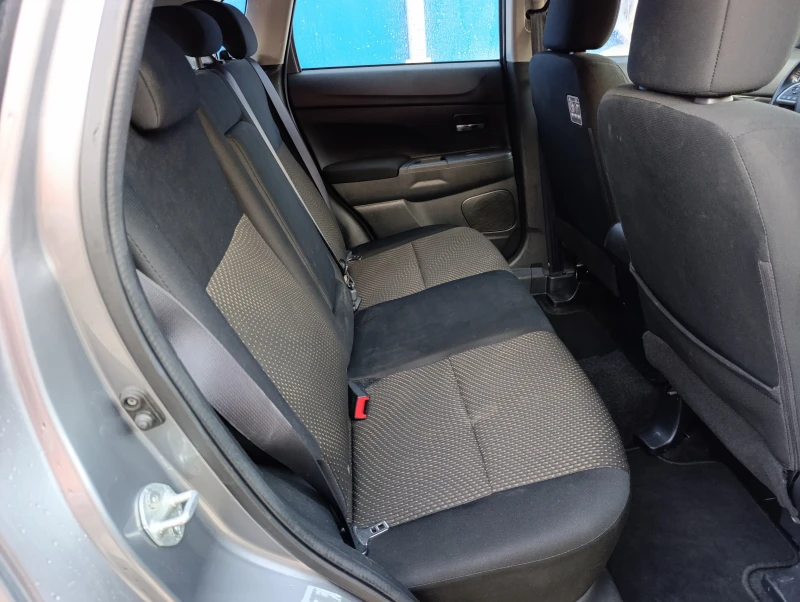Mitsubishi ASX 2.2DiD ШВЕЙЦАРИЯ, снимка 10 - Автомобили и джипове - 52168371