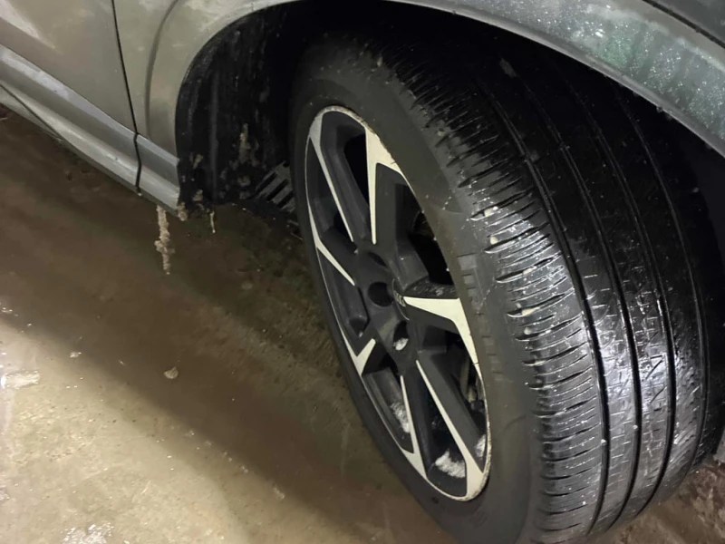 Audi Q3 * Technik * CARFAX * БЕЗ ПЪРВОНАЧАЛНА ВНОСКА, снимка 7 - Автомобили и джипове - 52732649