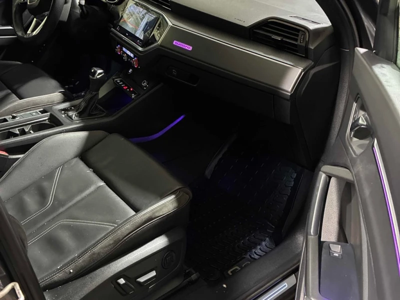 Audi Q3 * Technik * CARFAX * БЕЗ ПЪРВОНАЧАЛНА ВНОСКА, снимка 14 - Автомобили и джипове - 52732649