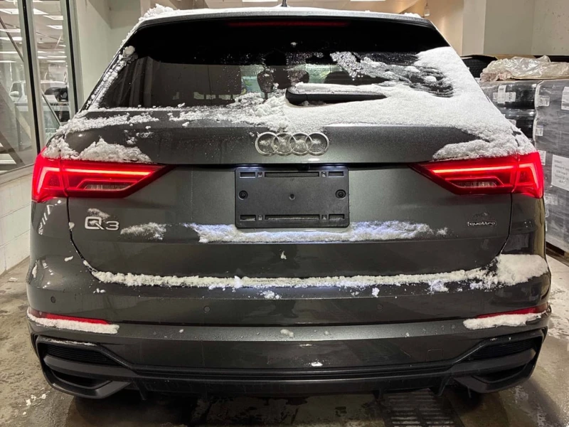 Audi Q3 * Technik * CARFAX * БЕЗ ПЪРВОНАЧАЛНА ВНОСКА, снимка 4 - Автомобили и джипове - 52732649