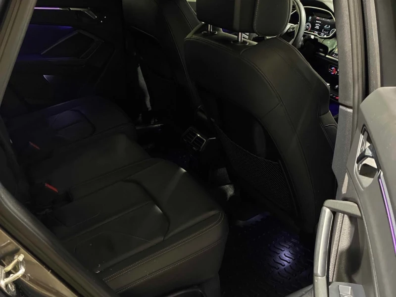 Audi Q3 * Technik * CARFAX * БЕЗ ПЪРВОНАЧАЛНА ВНОСКА, снимка 13 - Автомобили и джипове - 52732649