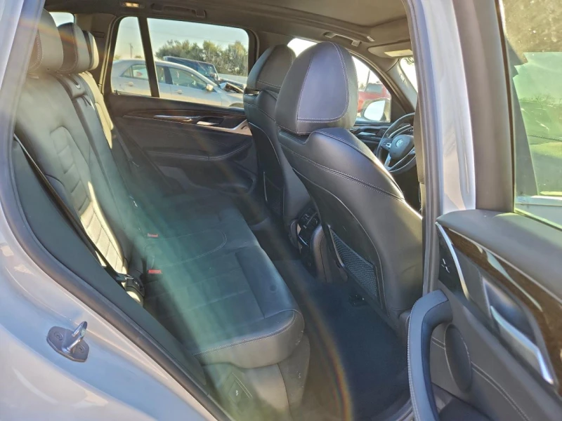 BMW X3 2l Sdrive30I, снимка 11 - Автомобили и джипове - 53326701