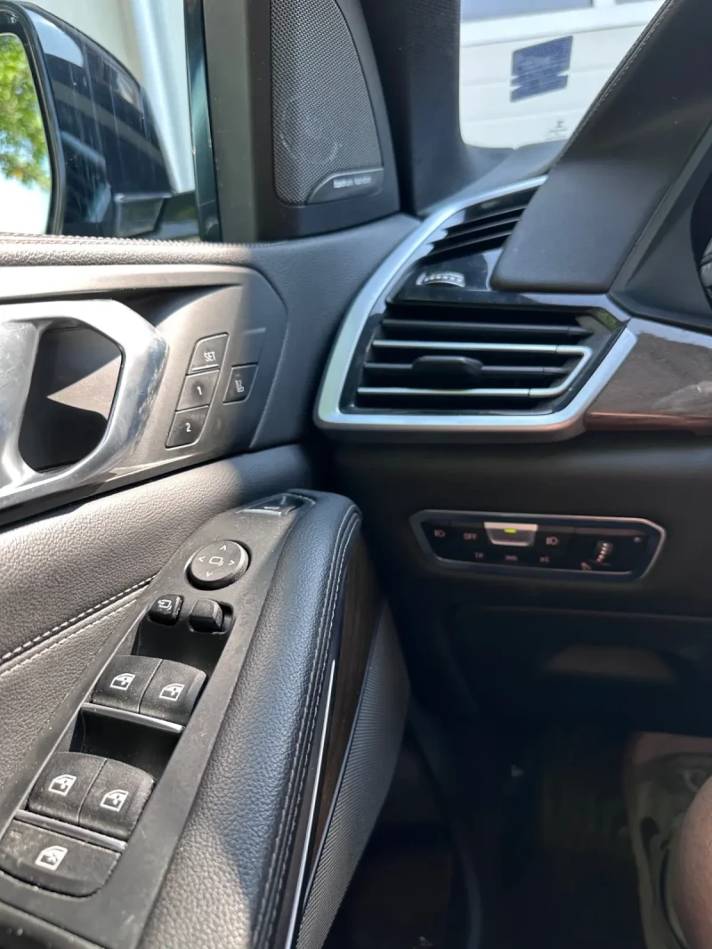 BMW X5 xDrive40i 7 местен, снимка 6 - Автомобили и джипове - 53588413