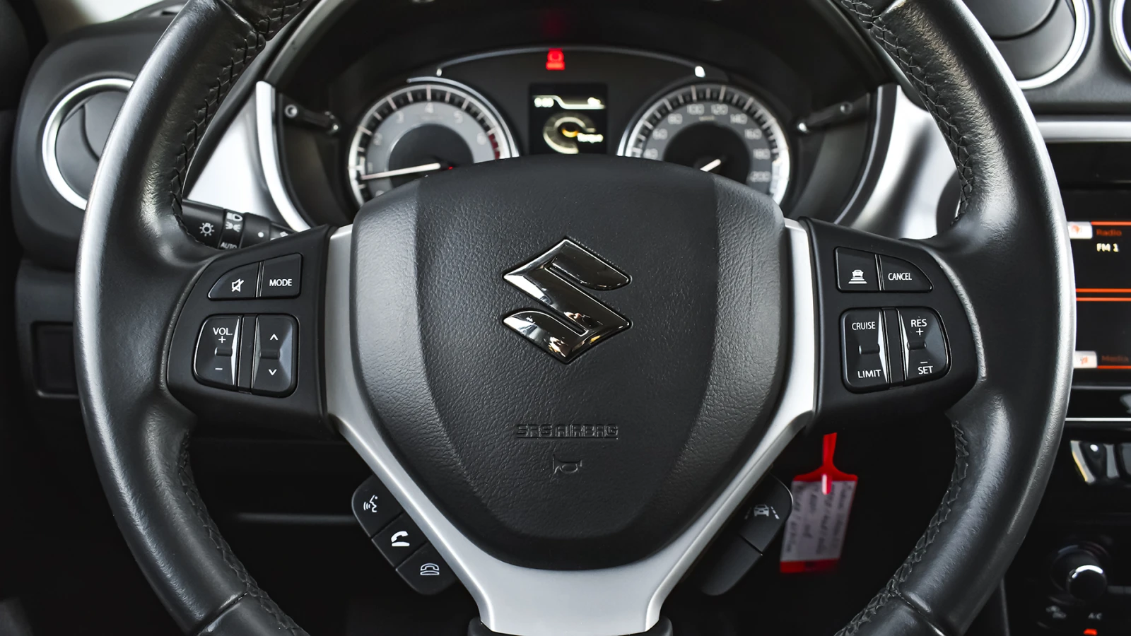 Suzuki Vitara 1.4 BoosterJet Privilege | Mobile.bg   13