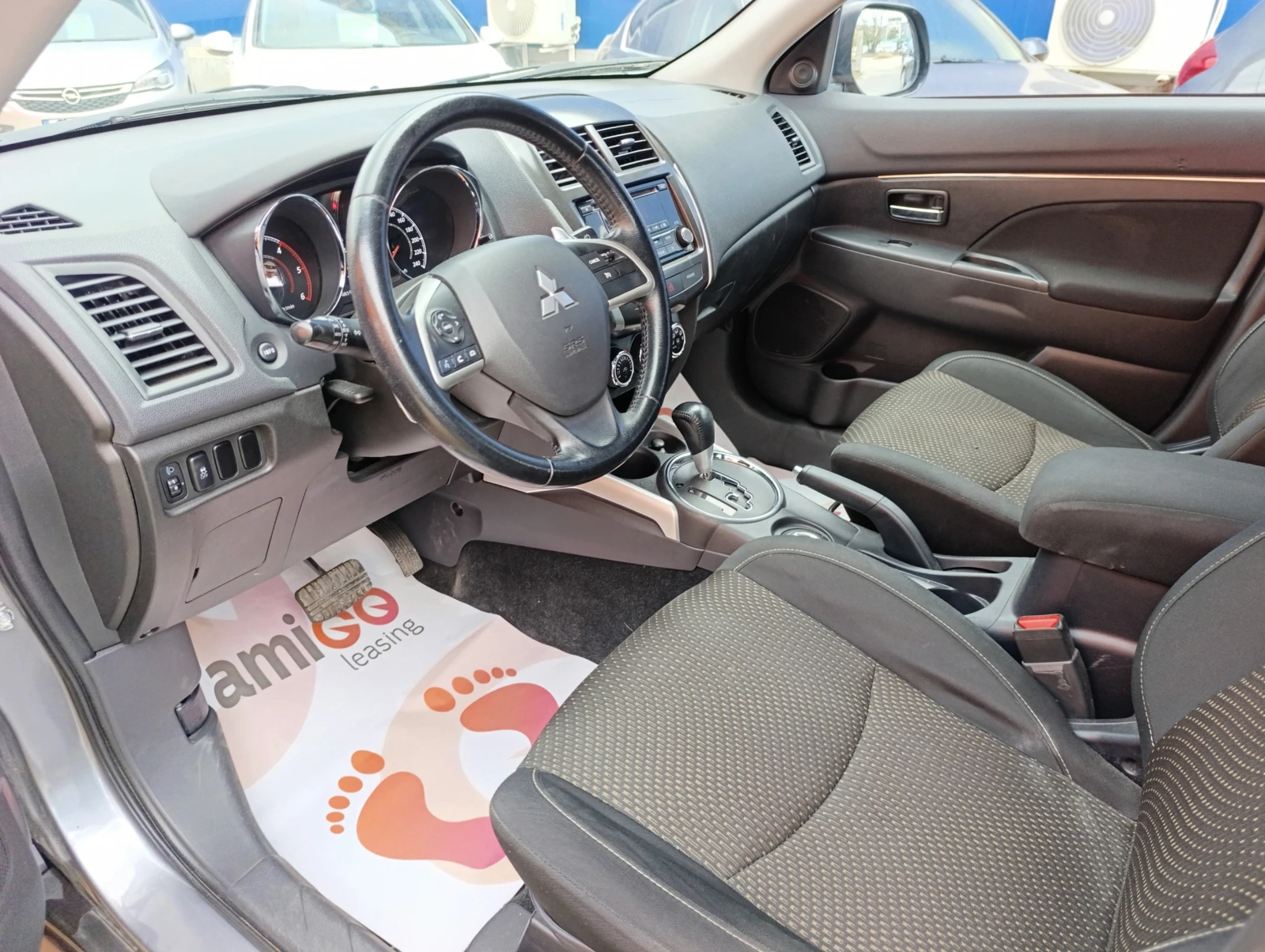 Mitsubishi ASX 2.2DiD 4WD Automatic, снимка 12 - Автомобили и джипове - 52168371